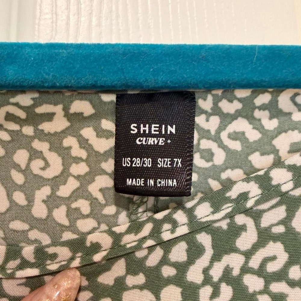 Plus Size Shein Leopard Print Blouse - Picture 4 of 5